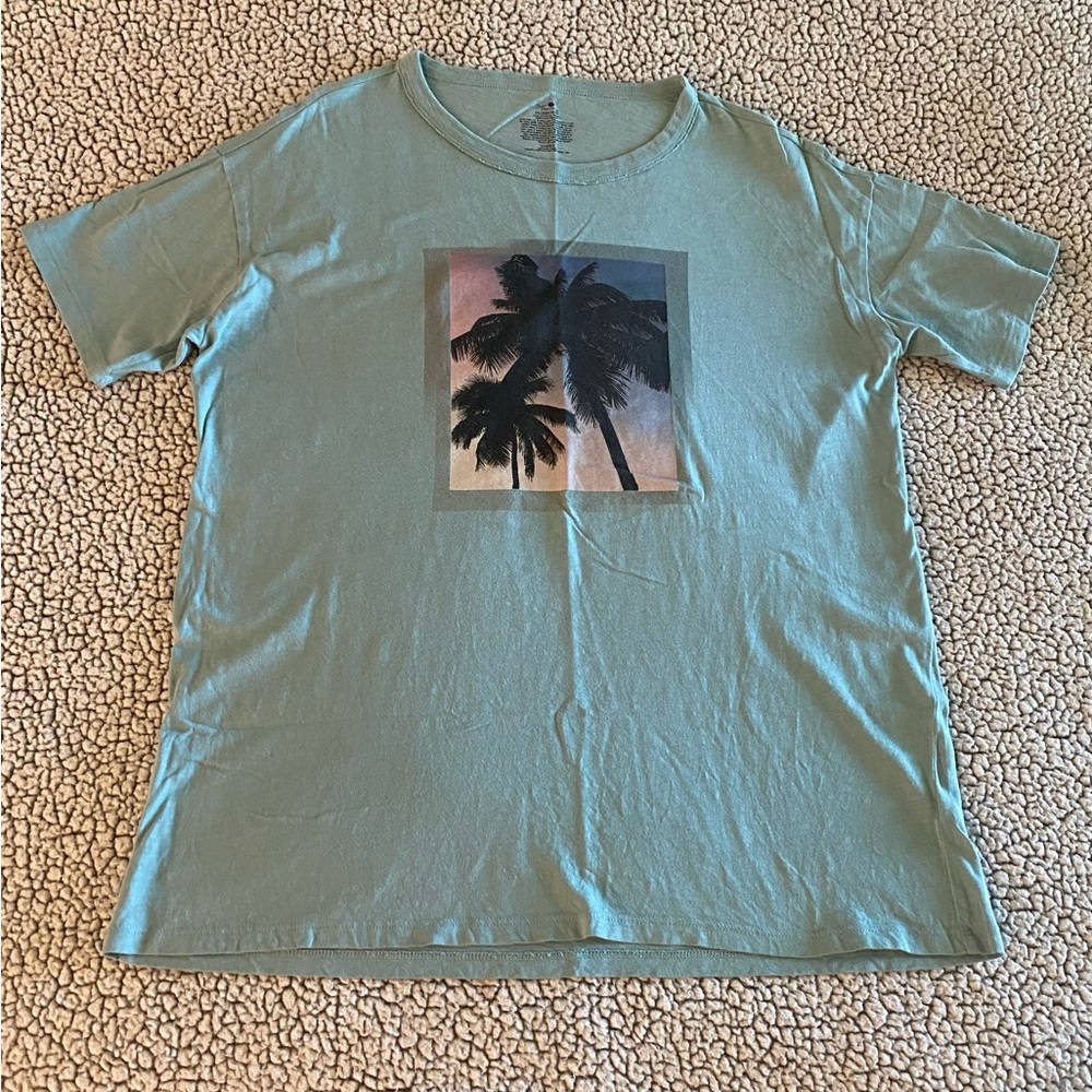 Secret Treasures Palm Tree Graphic Short Sleeve Tee Womens XS Green Cotton